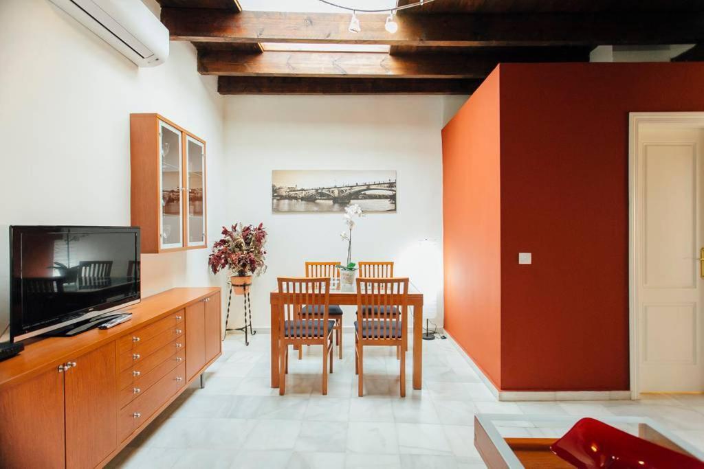 Precioso Apartamento En El Casco Antiguo De Triana Sevilla Dış mekan fotoğraf